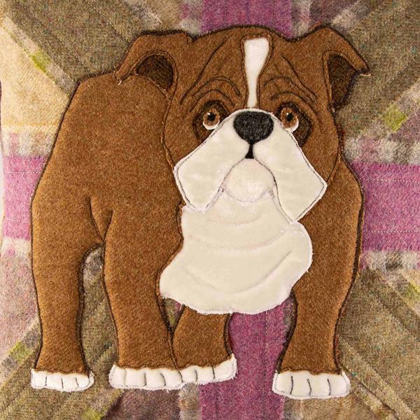 Bulldog Spirit Cushion Sewing Pattern